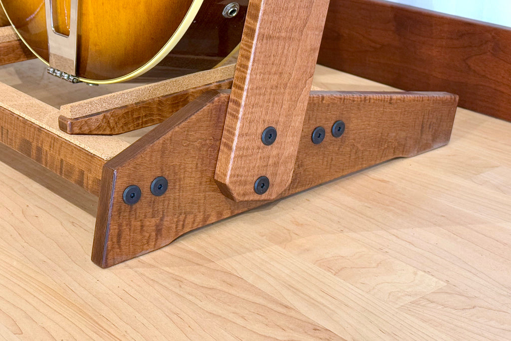 Traditional StringRack - Flamed Maple - Boston