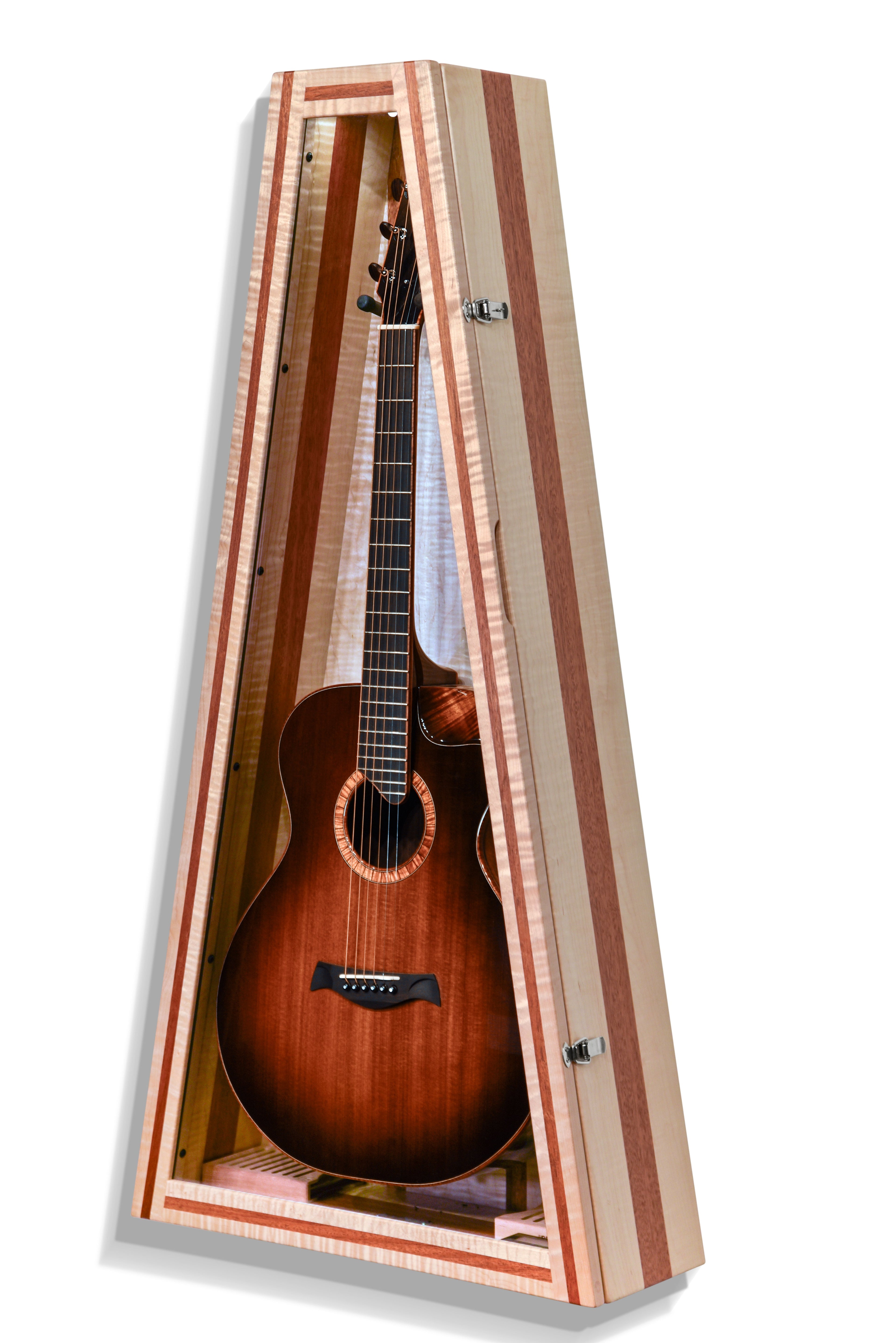 ClimaCase Triangle Humidor - Flamed Maple with Mahogany