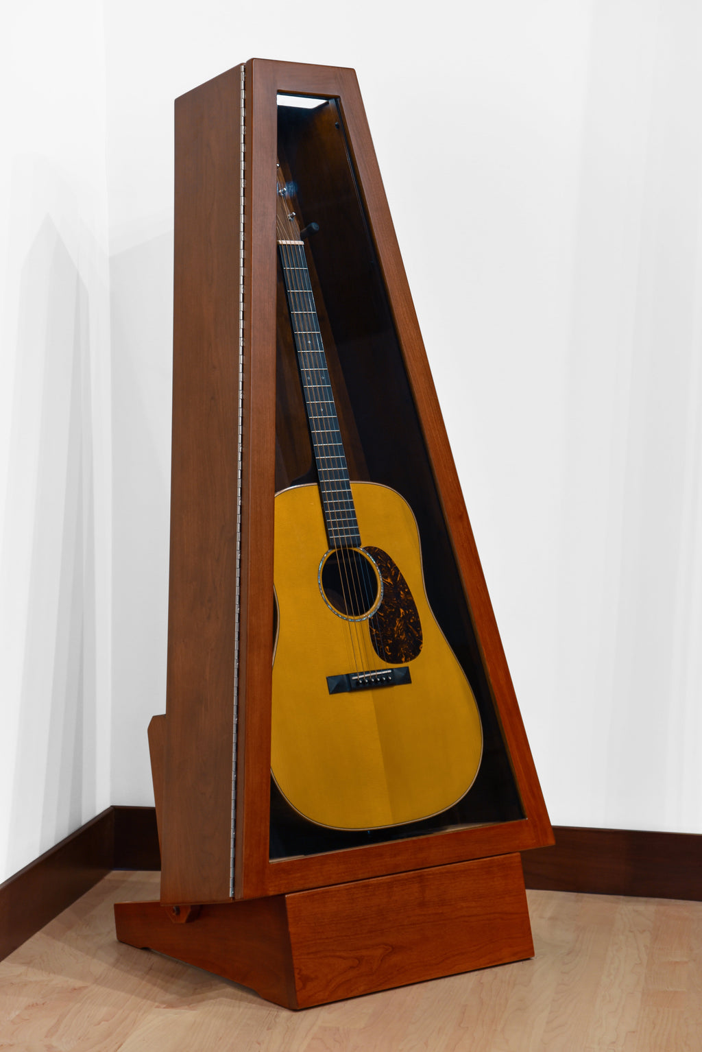 ClimaStand Triangle Humidor with Base - Cherry with Acres Stain